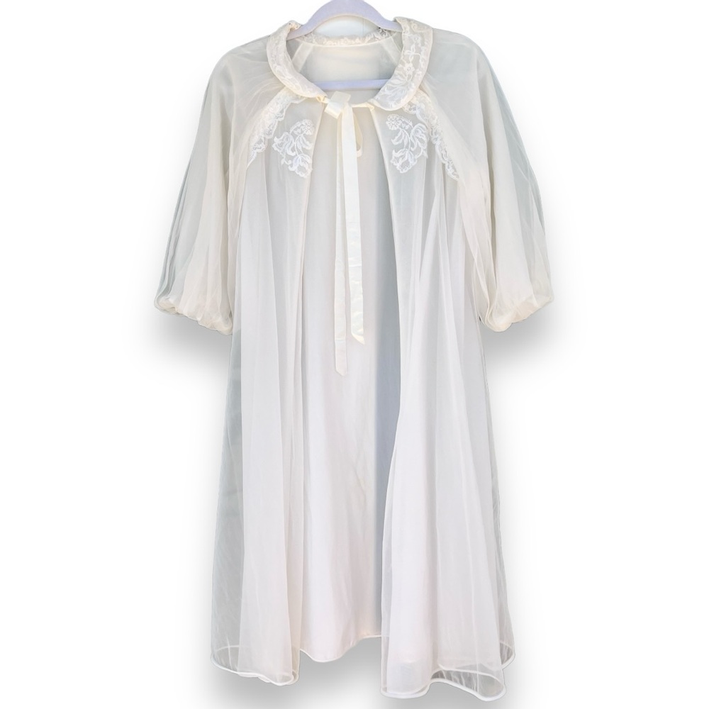 Vintage Gotham Gold Stripe White Chiffon Peignoir Robe
